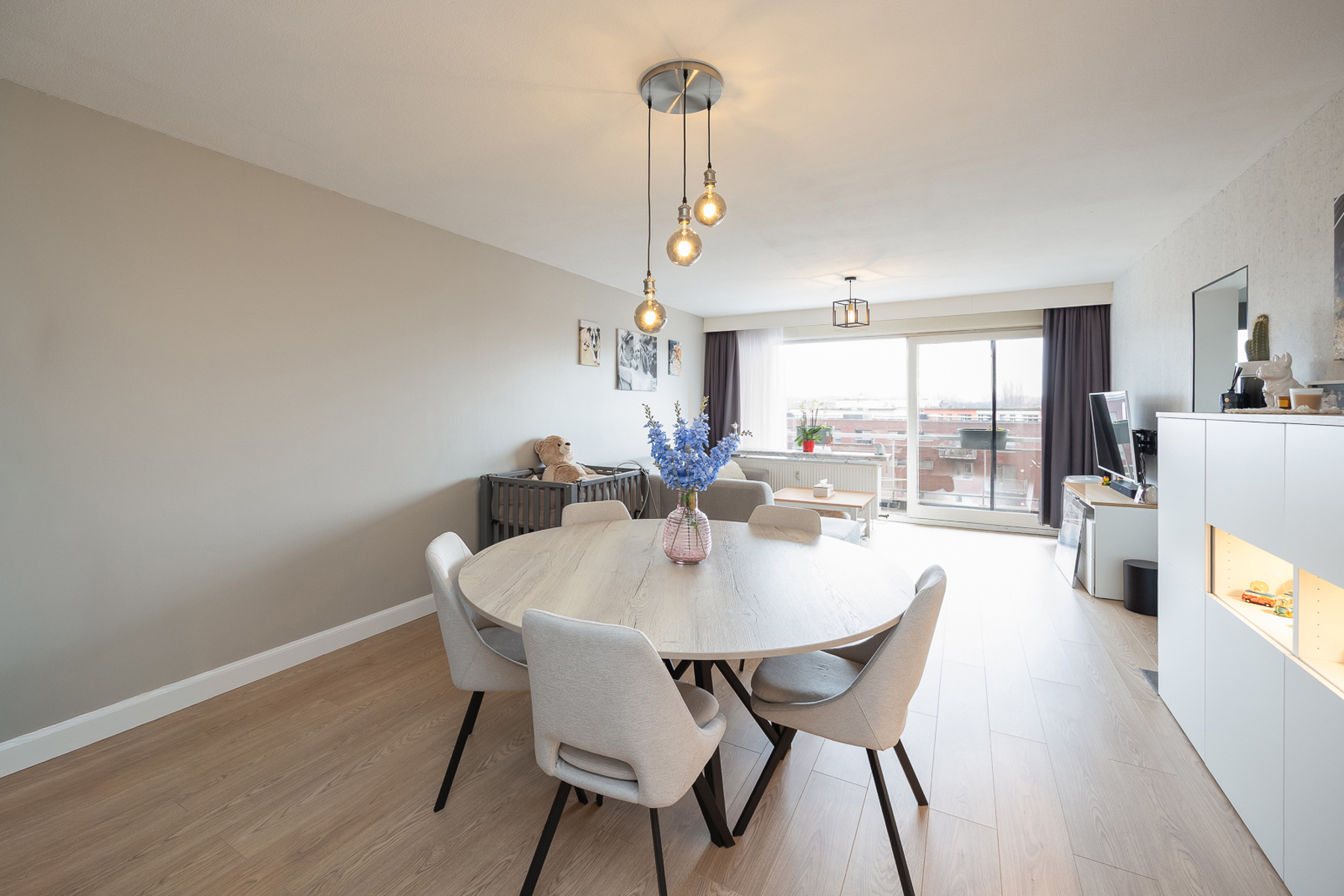 Instapklaar 2-slaapkamerappartement met terras