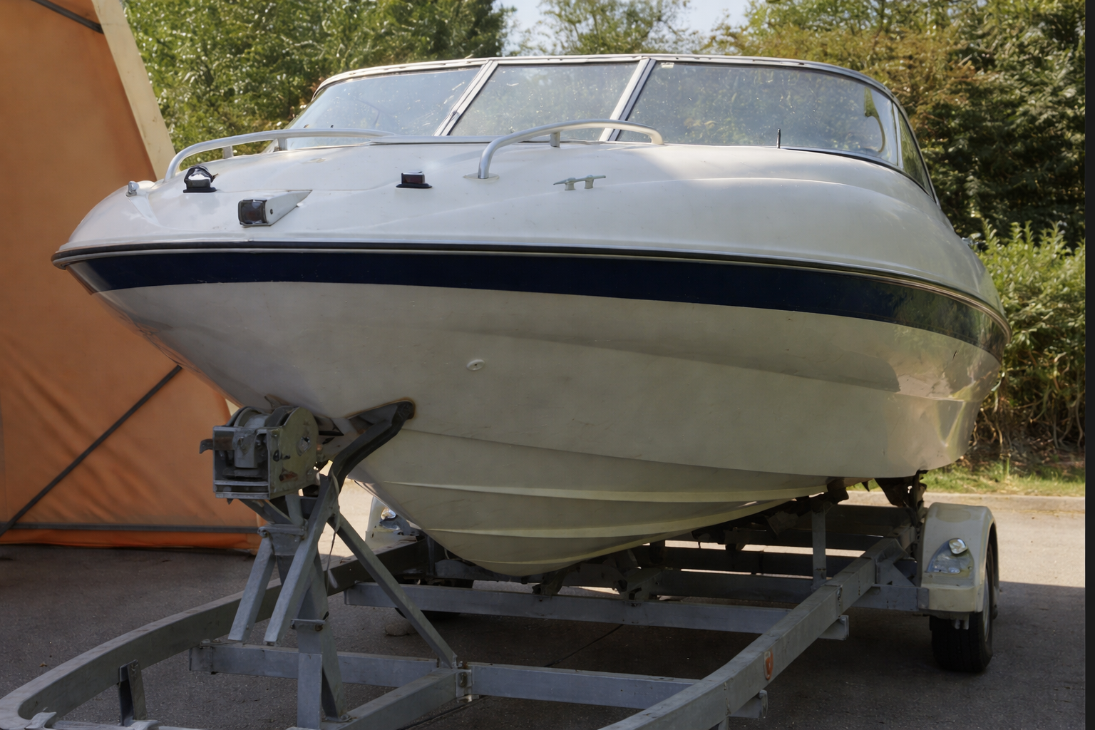 Bayliner 602 capri