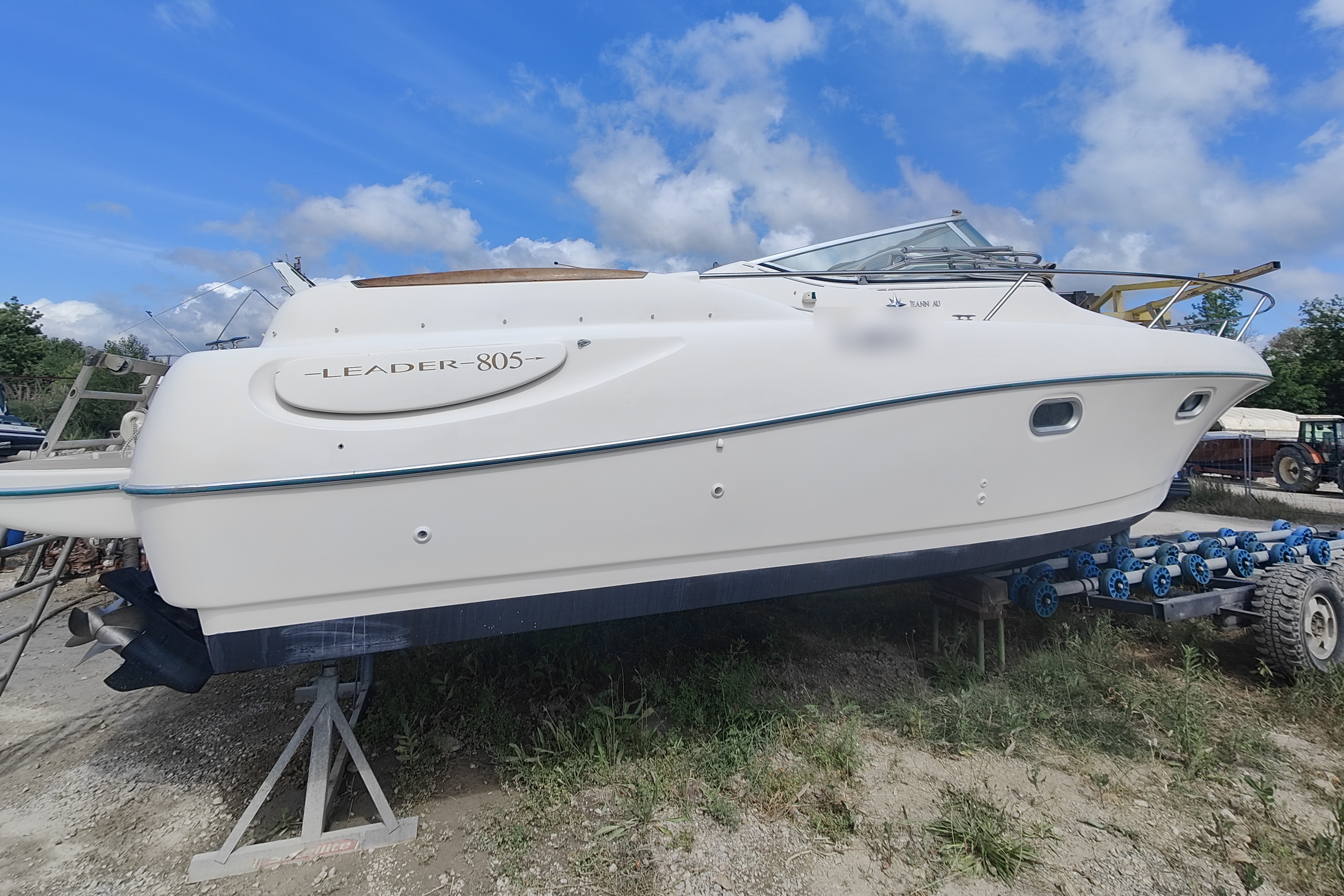 Jeanneau Leader 805 