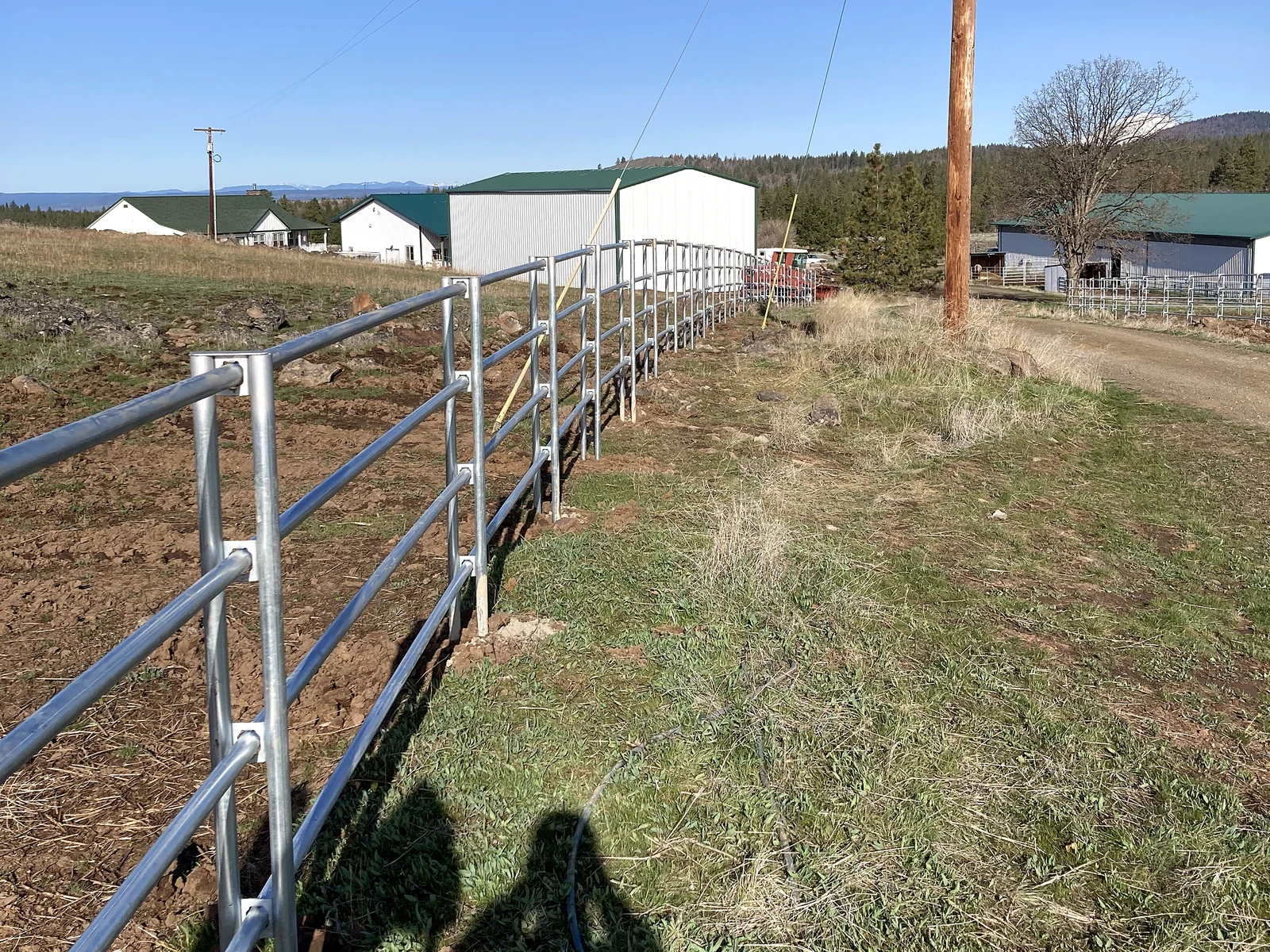 Long Noble Contour fence run along the edge of the Goldendale property