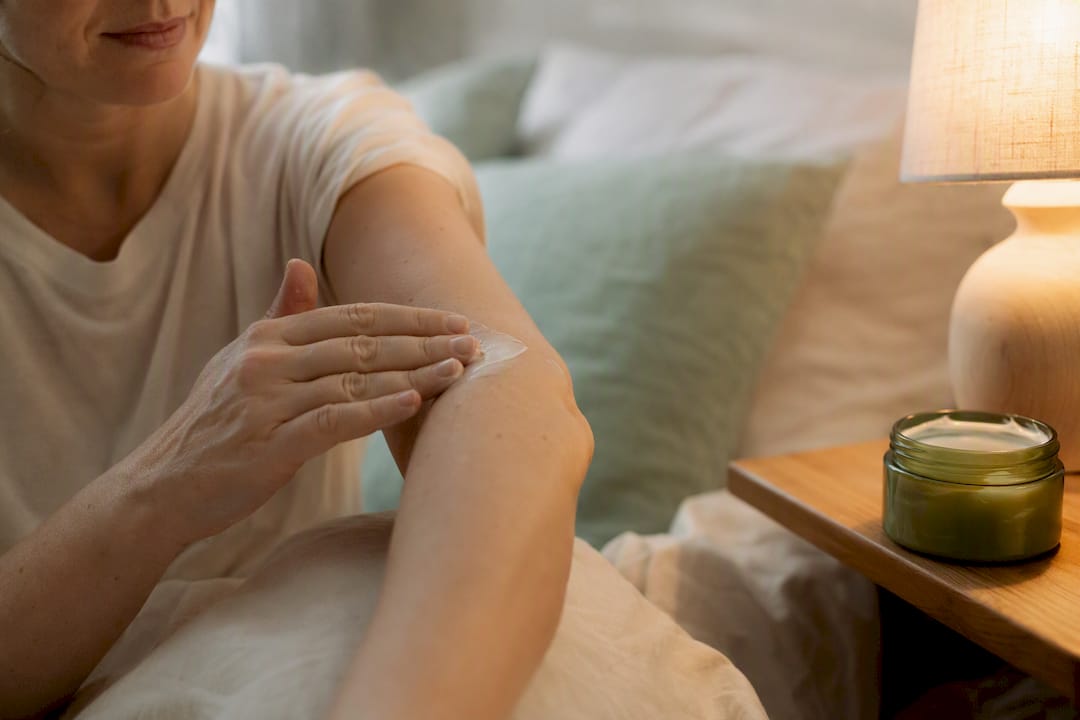Applying barrier cream at bedside