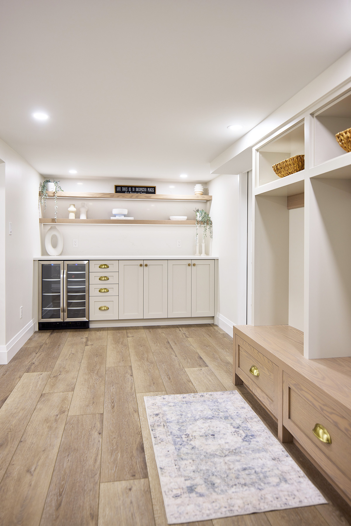 T&M Construction Marlborough bar