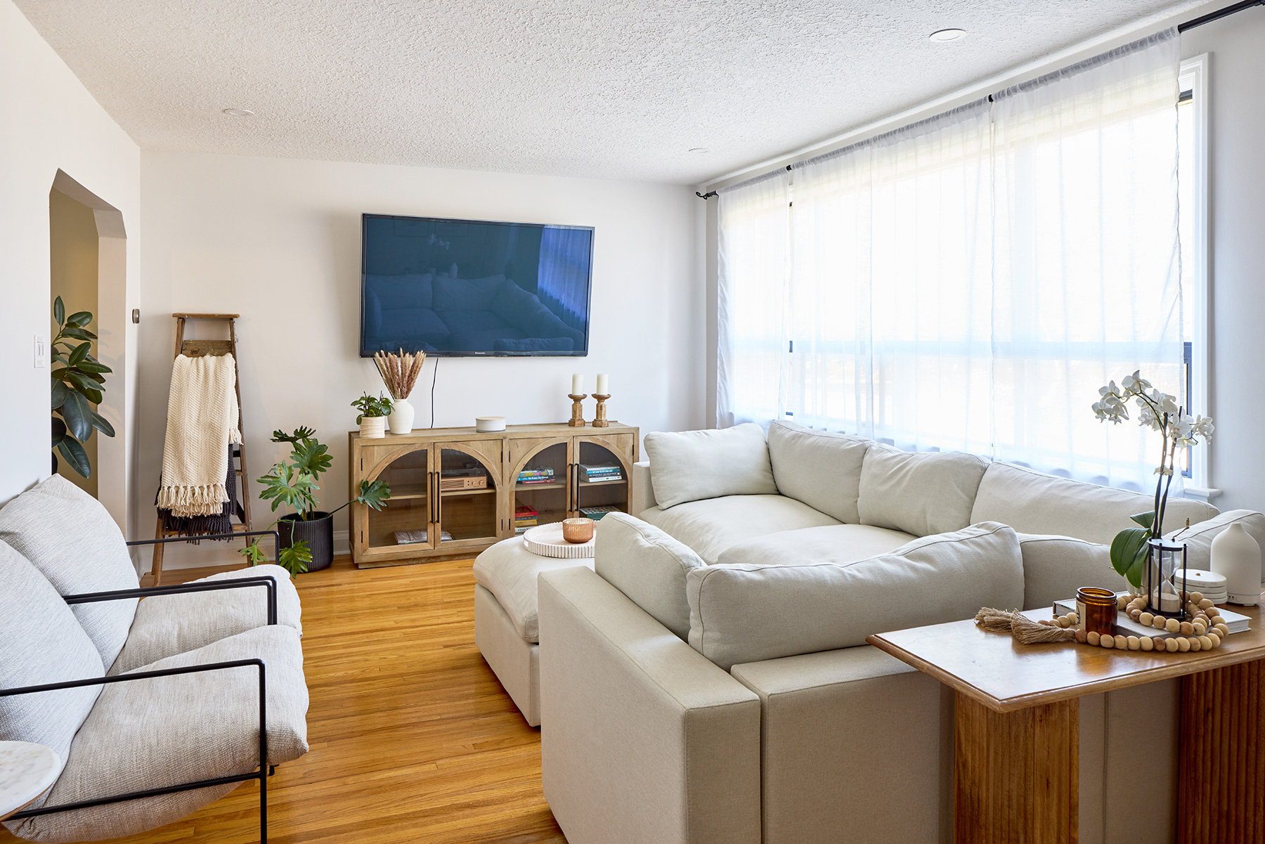 T&M Construction Marlborough Living Room