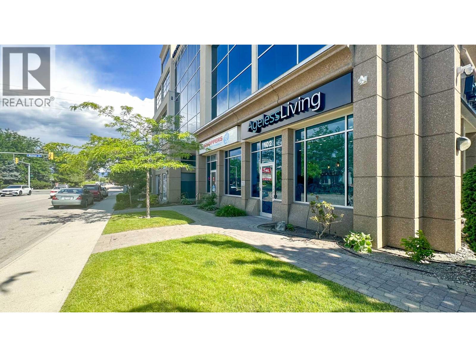 3320 Richter Street Unit# 102