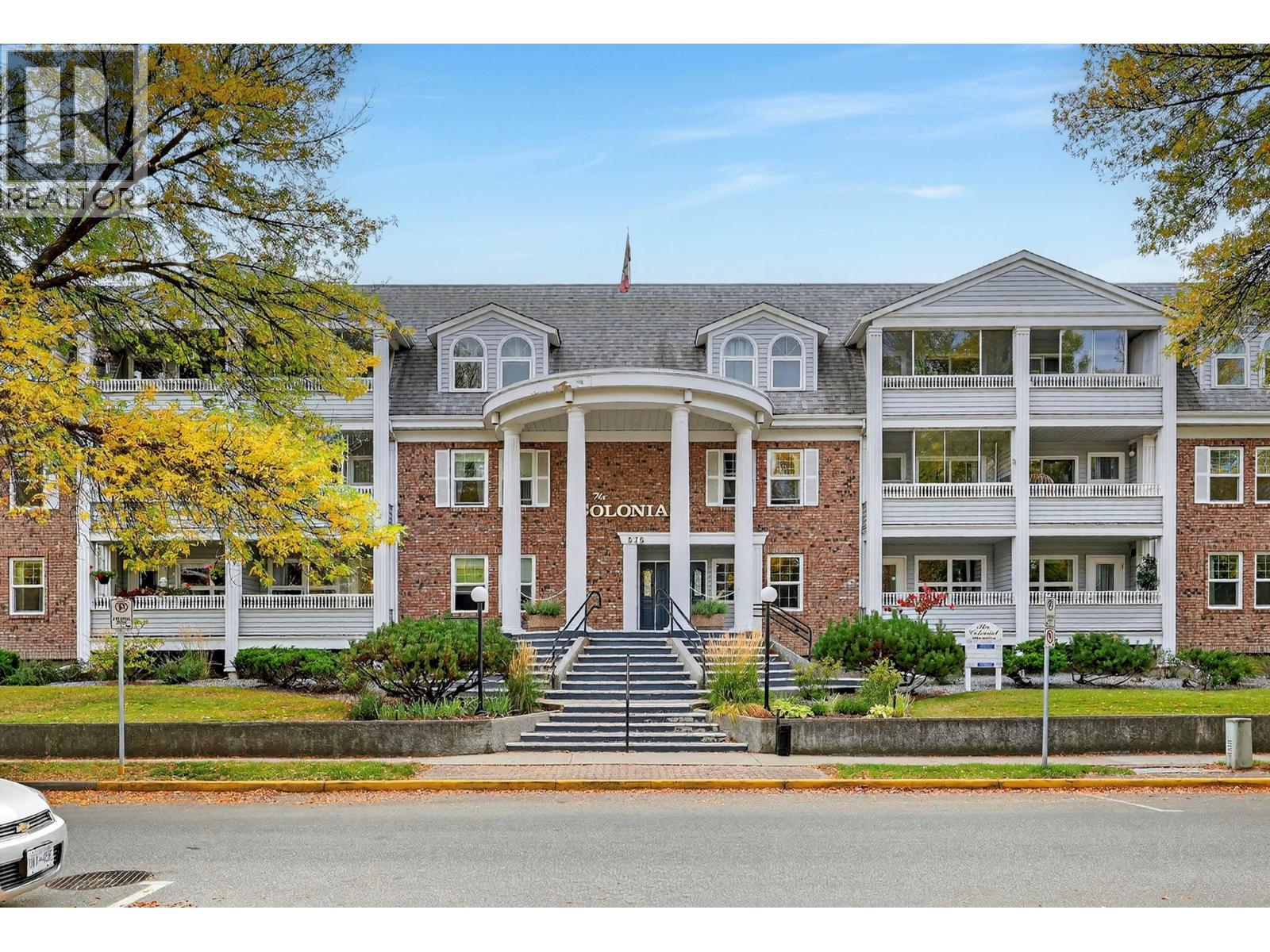 575 Sutherland Avenue Unit# 207