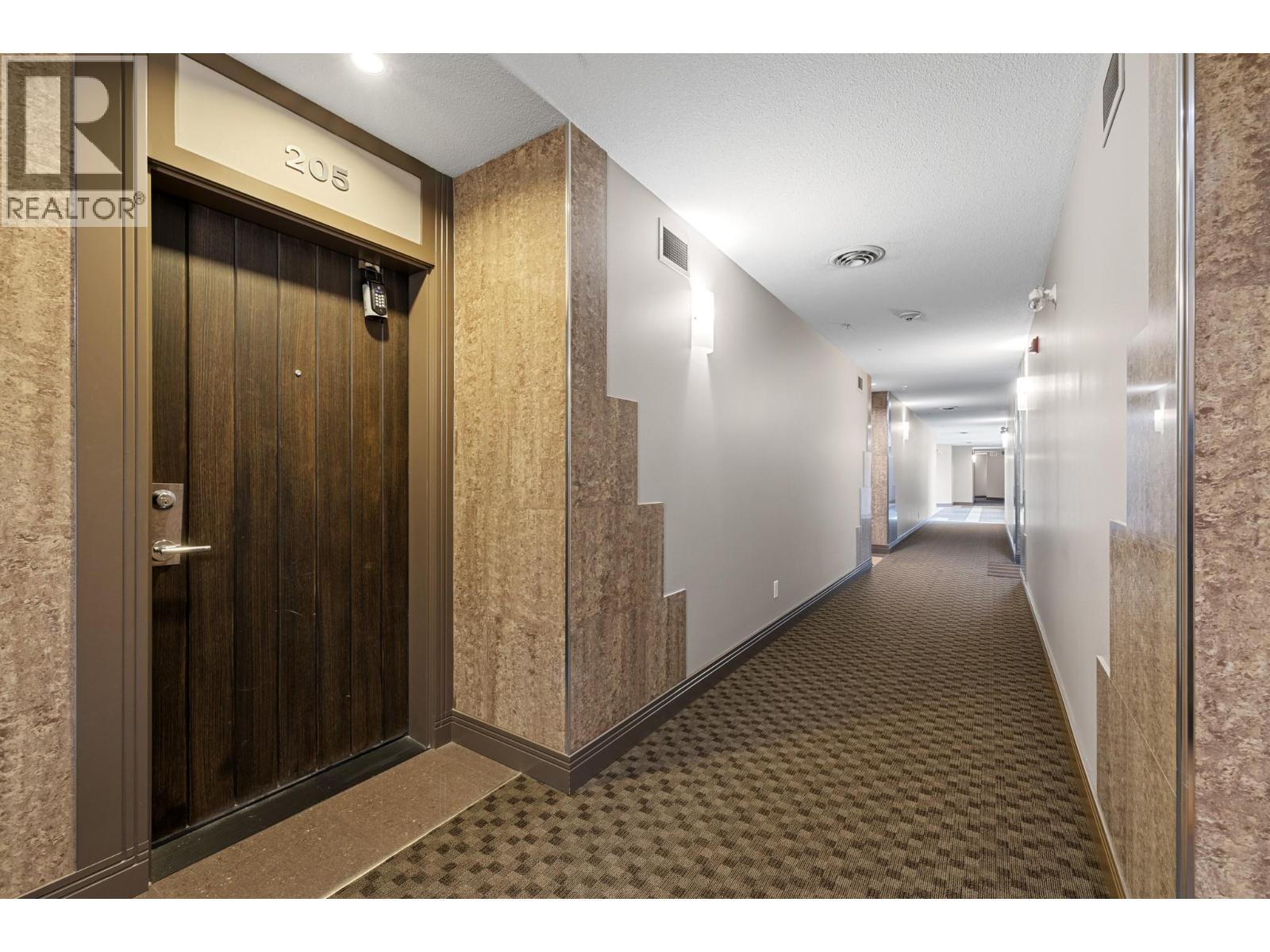 2011 Agassiz Road Unit# 205