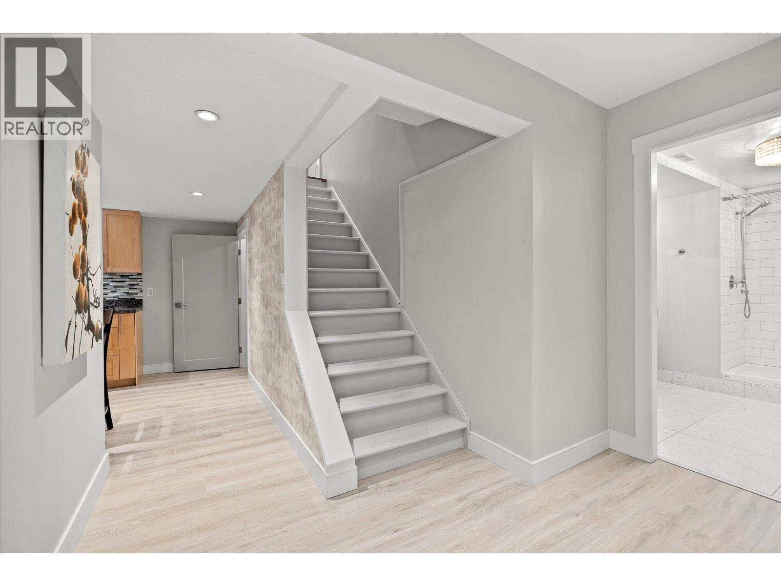 1508 Pinehurst Crescent