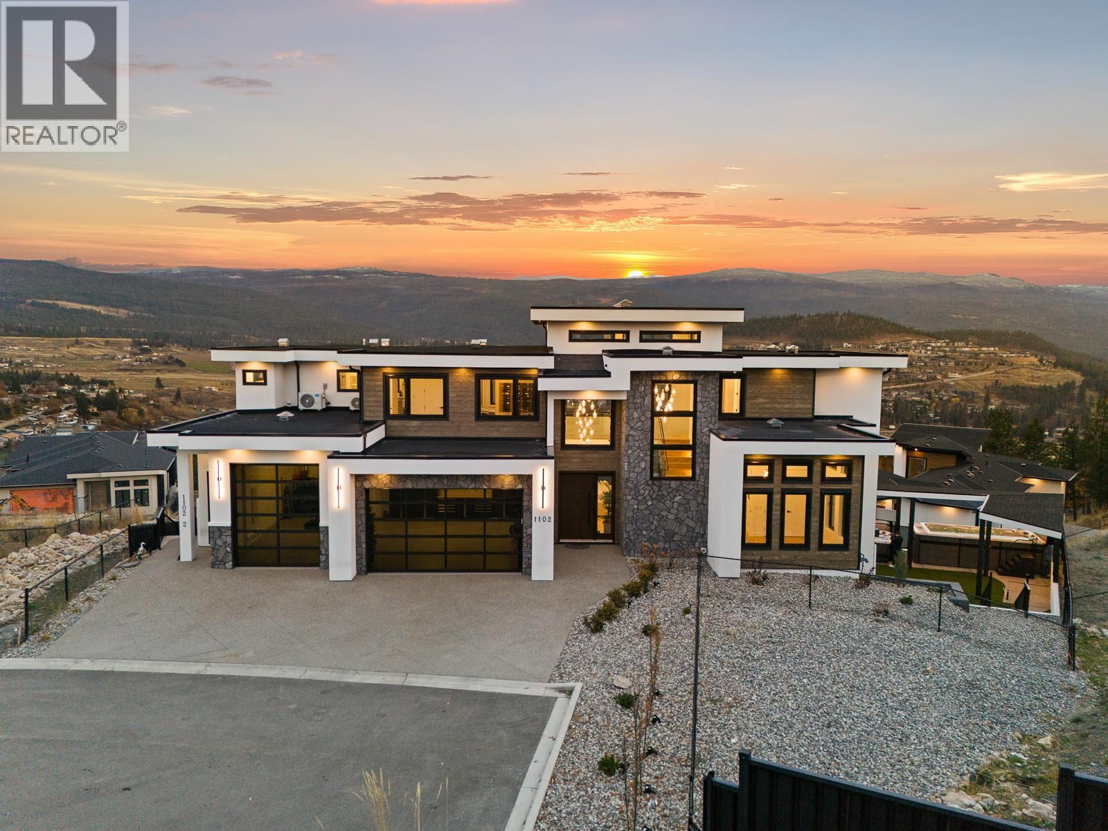 1102 Carnoustie Drive