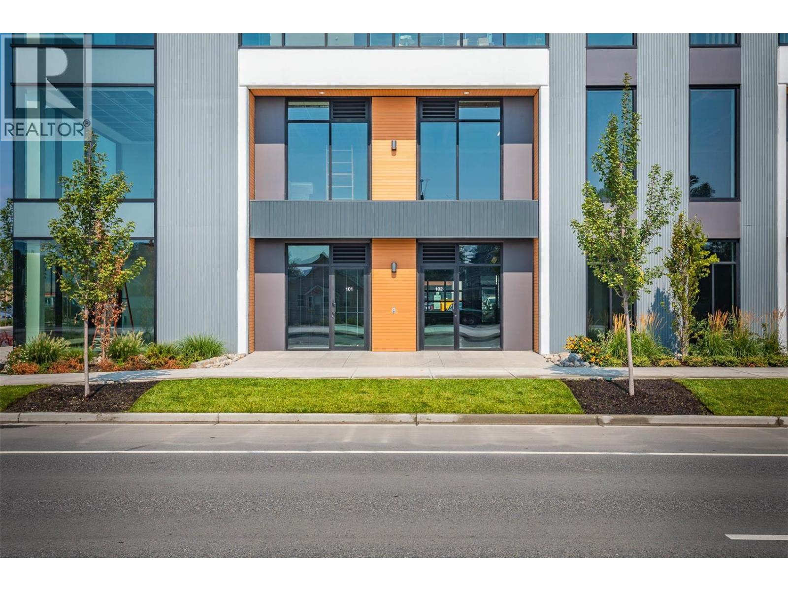 810 Clement Avenue Unit# 102