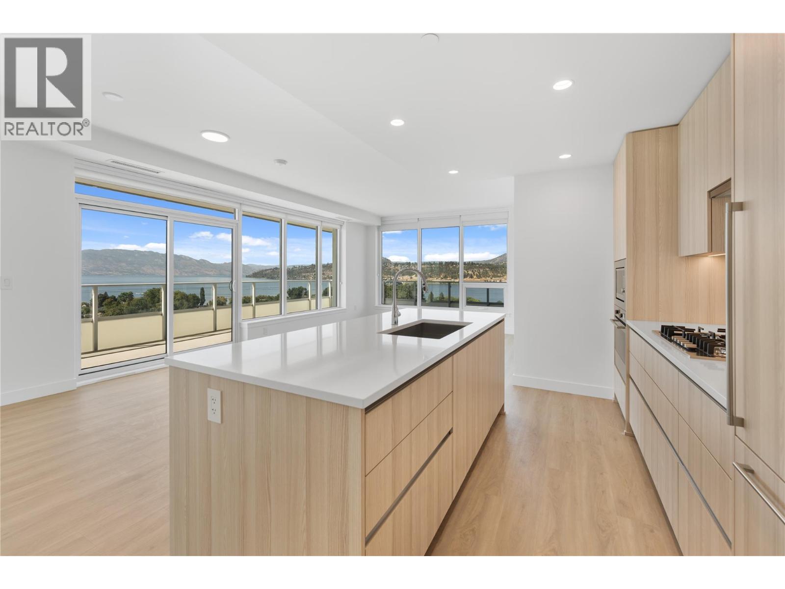 238 Leon Avenue Unit# 1407