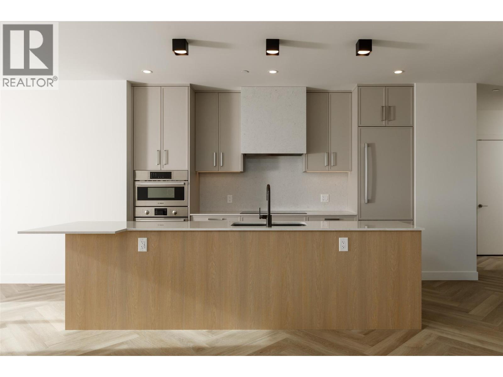 3340 Lakeshore Road Unit# 511