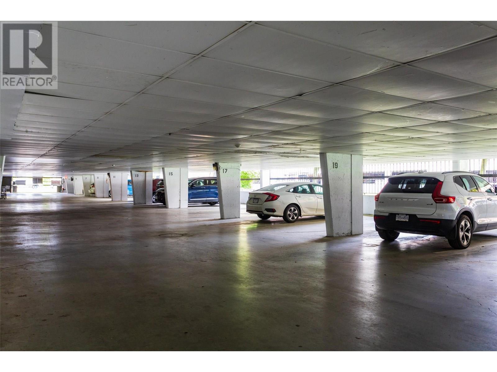 1056 Bernard Avenue Unit# 305 Lot# 43