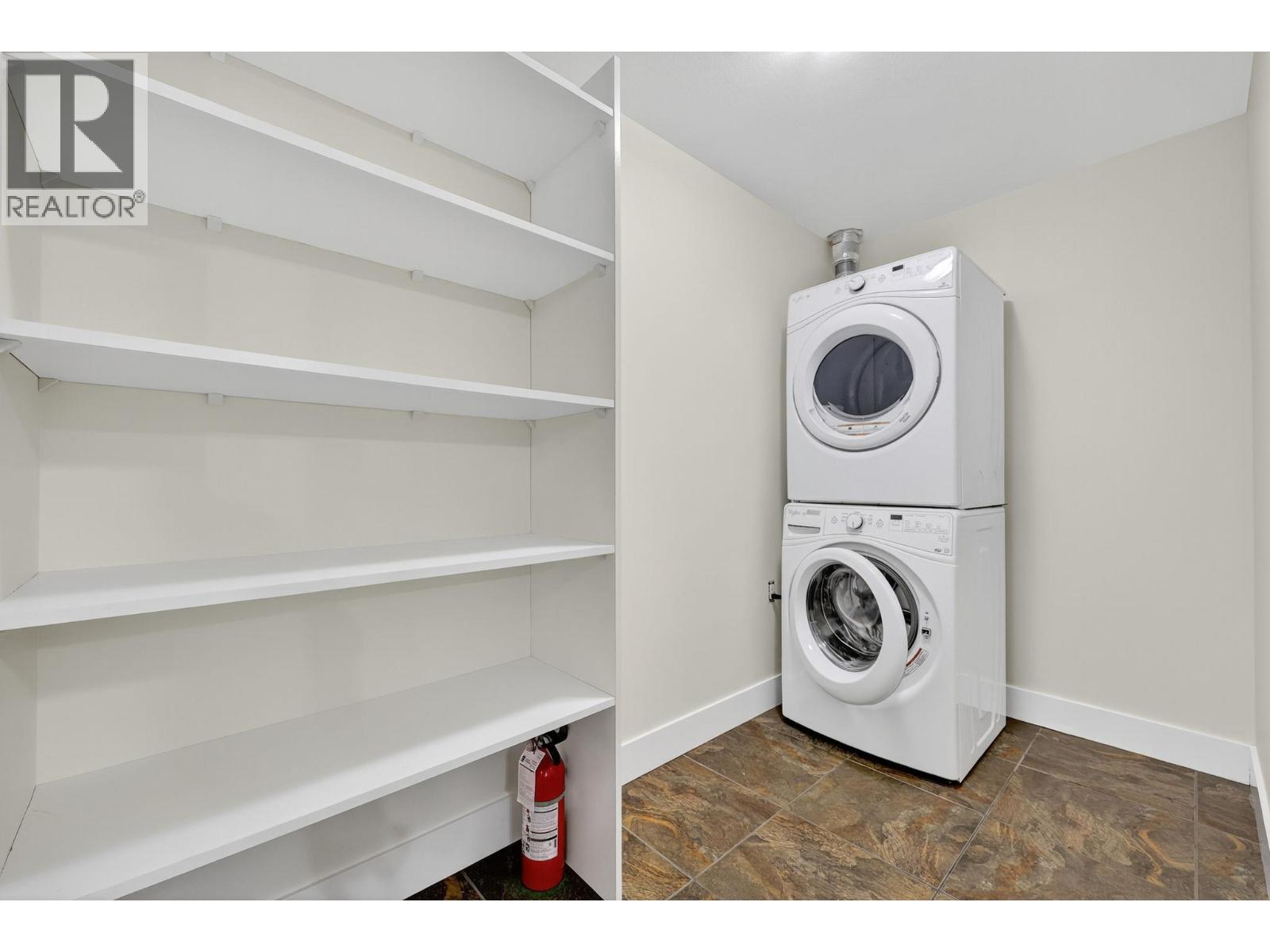 135 Ziprick Road Unit# 409