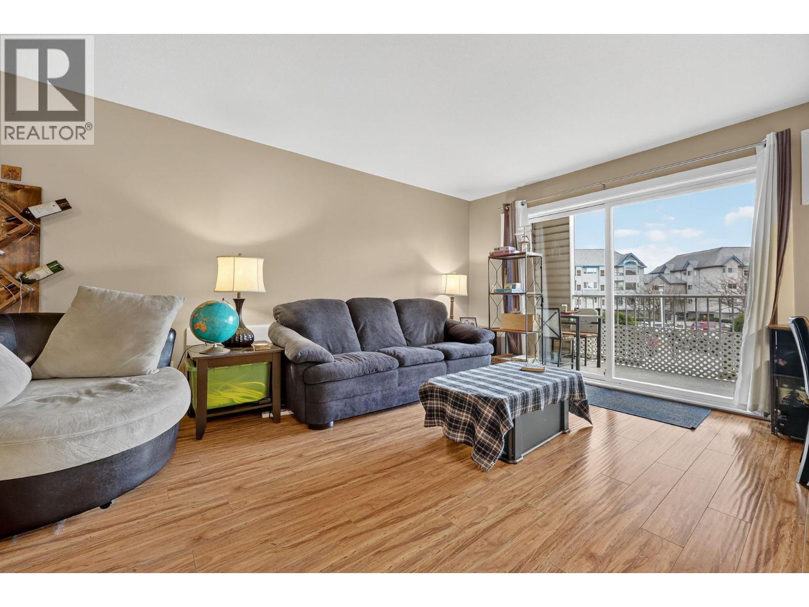 3160 Casorso Road Unit# 209