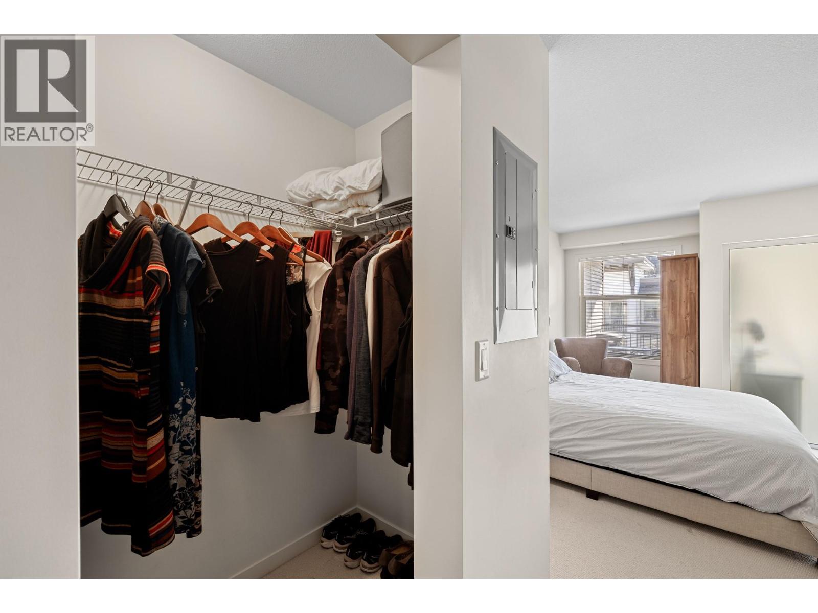 547 Yates Road Unit# 406