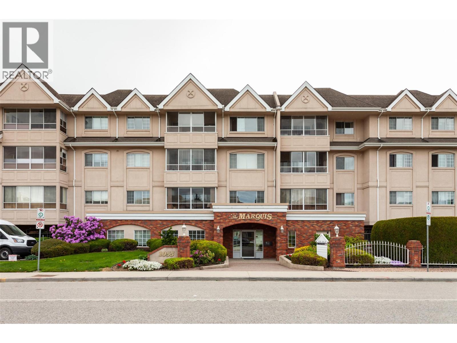 1055 Lawrence Avenue Unit# 105 Lot# 5