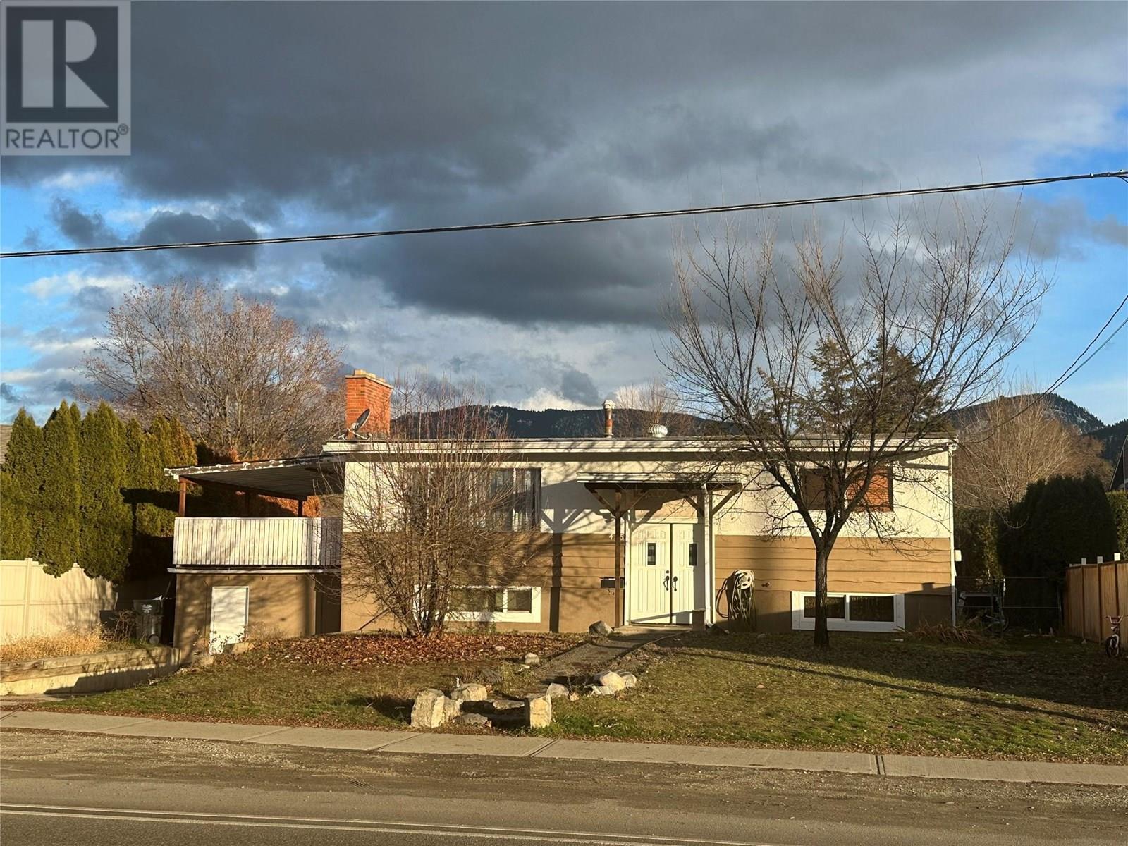 475 Hollywood Road S