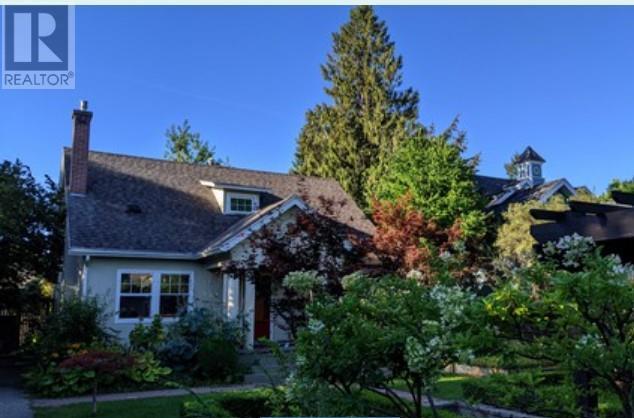 1023 Lawrence Avenue