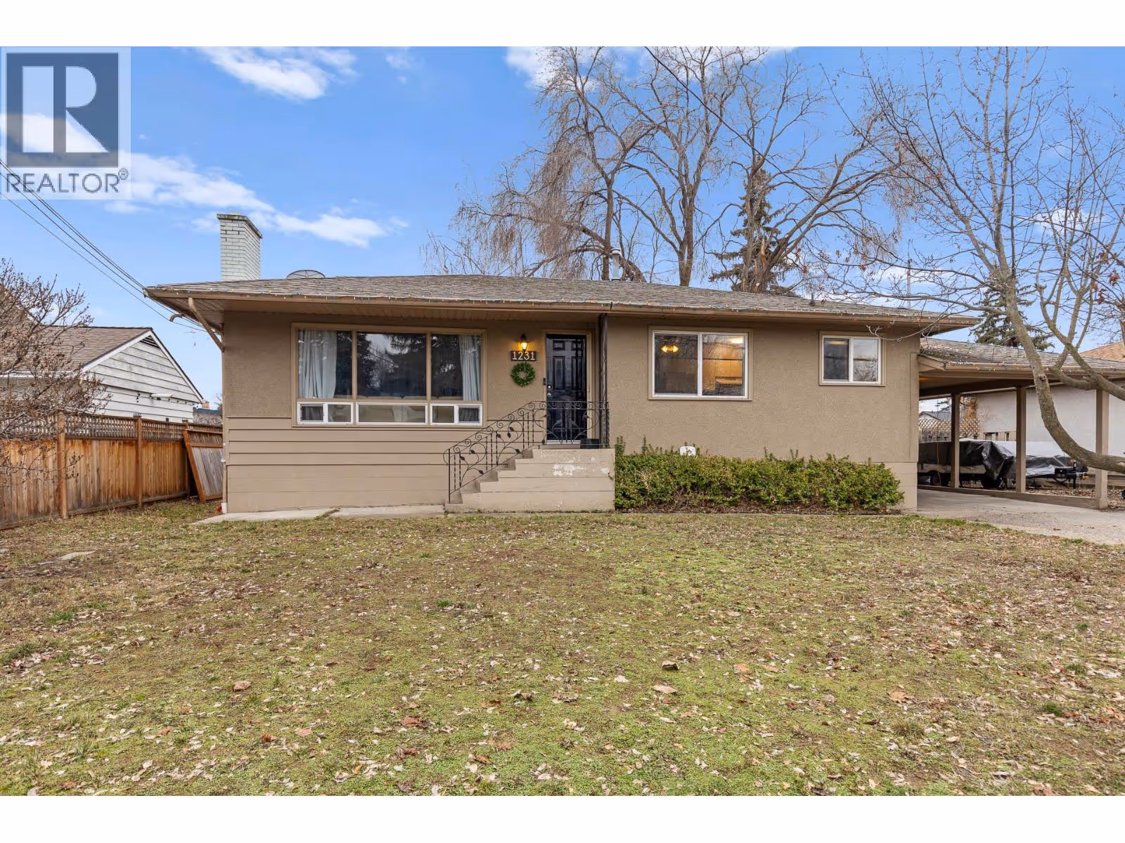 1231 Kelglen Crescent