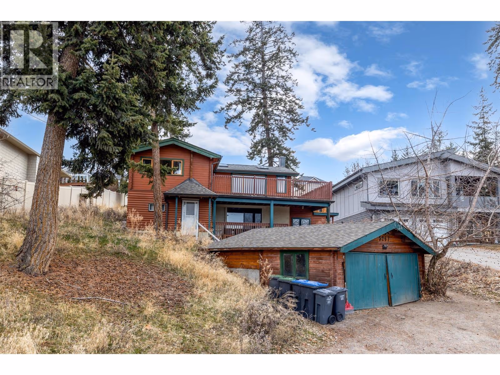 5267 Chute Lake Road