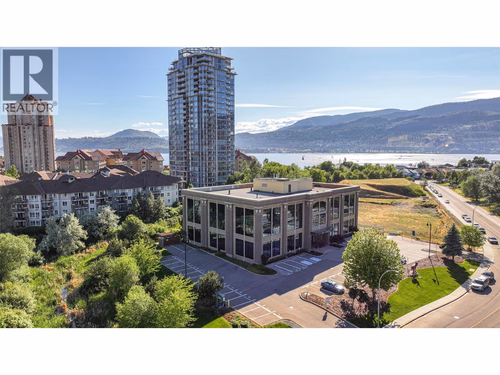 1060 Manhattan Drive Unit# 220