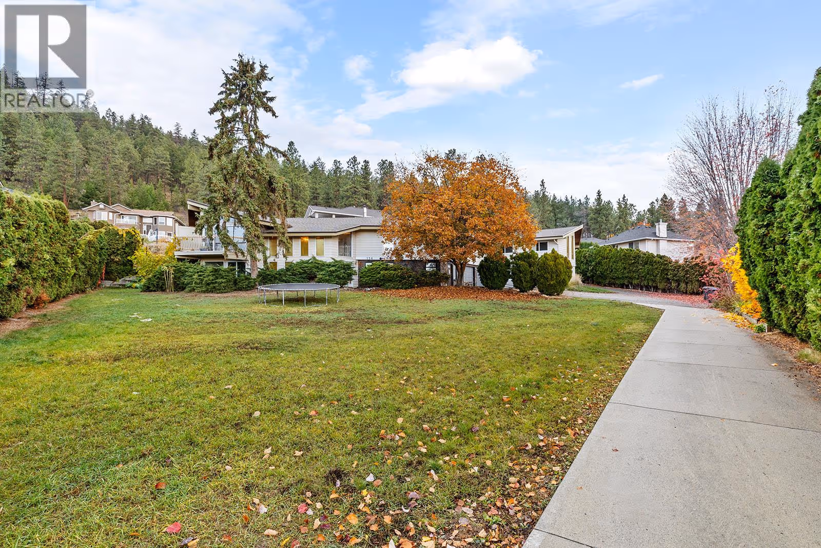 154 Applebrooke Crescent