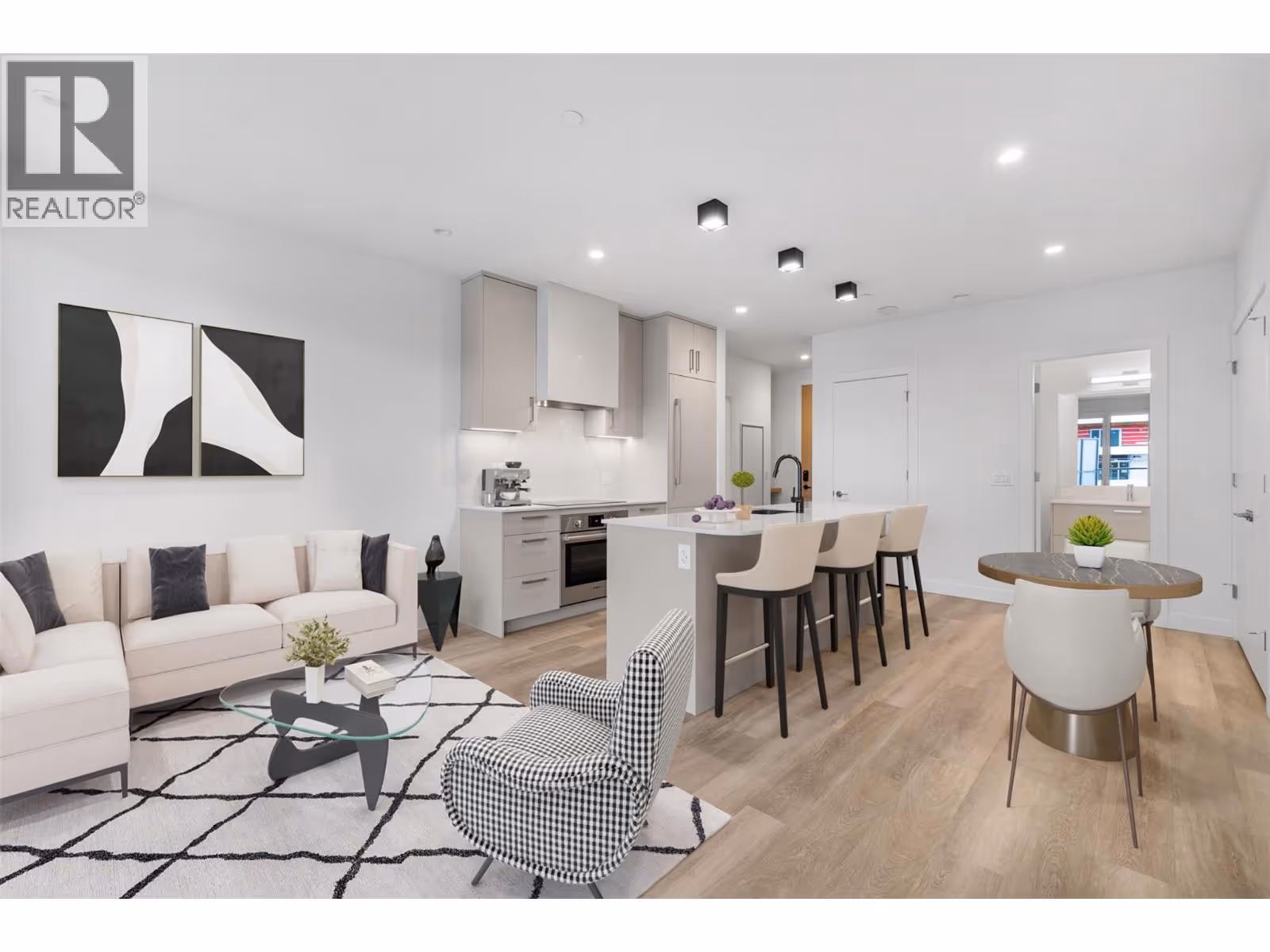 3340 Lakeshore Road Unit# 802