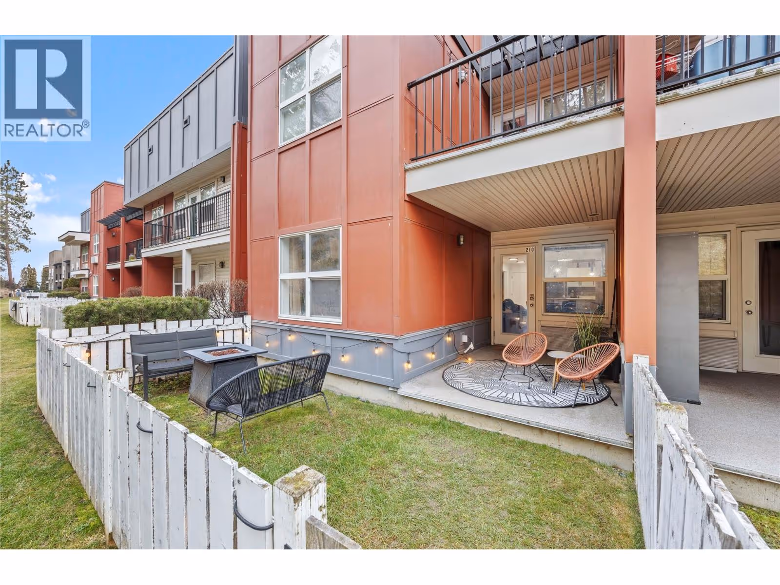 1481 Glenmore Road N Unit# 210 Lot# 46