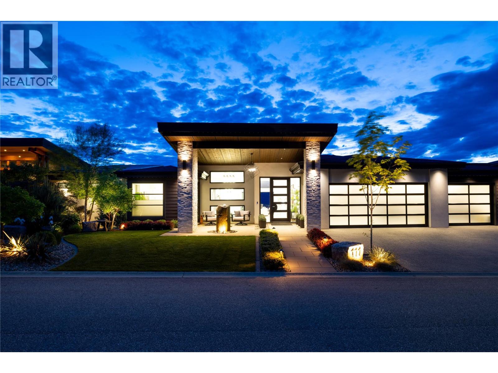 5650 The Edge Place Unit# 111