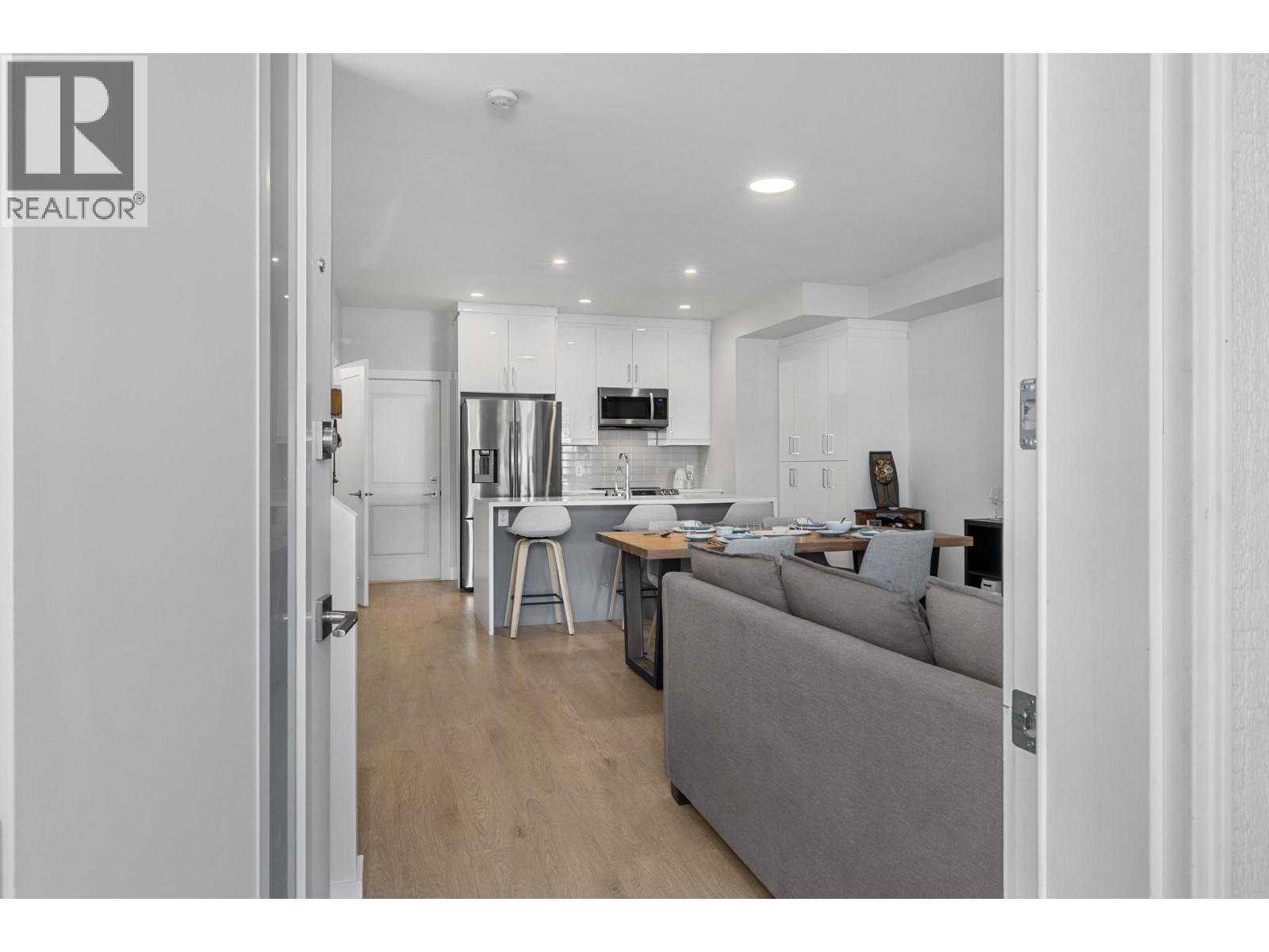 115 Wyndham Crescent Unit# 12