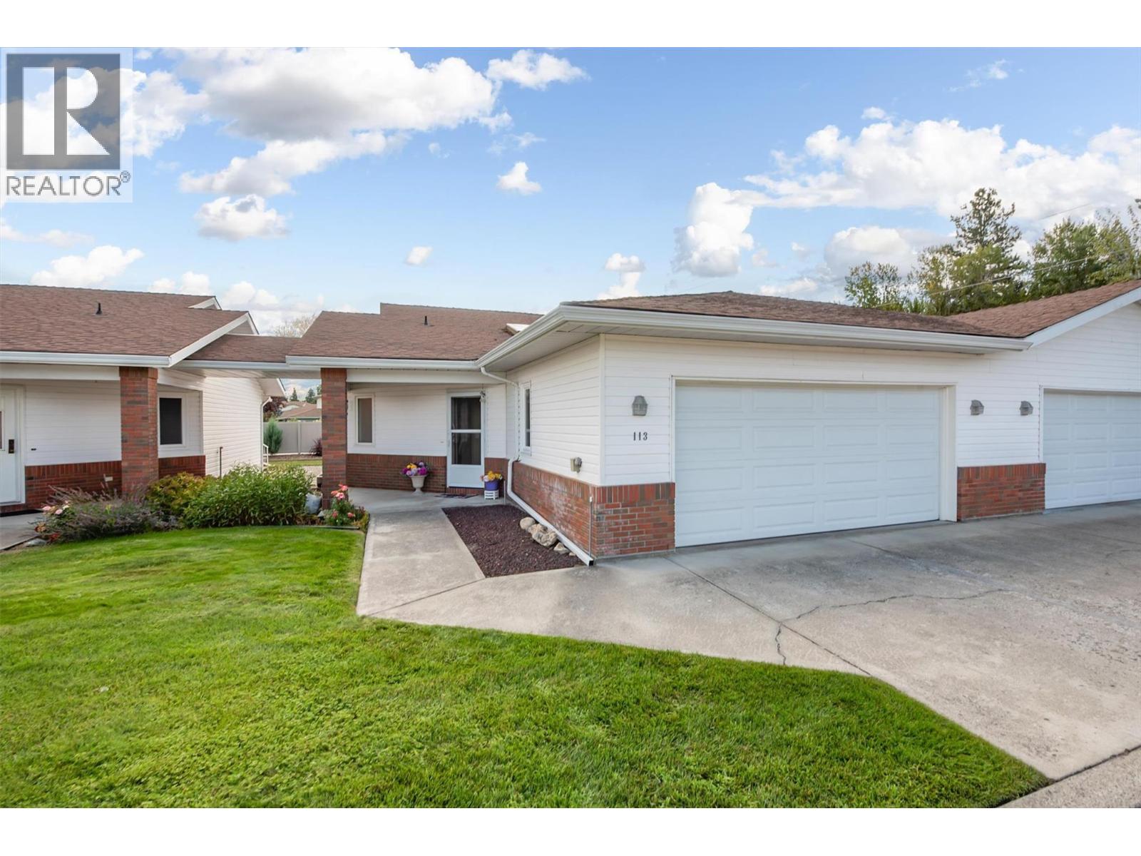 1885 Parkview Crescent Unit# 113