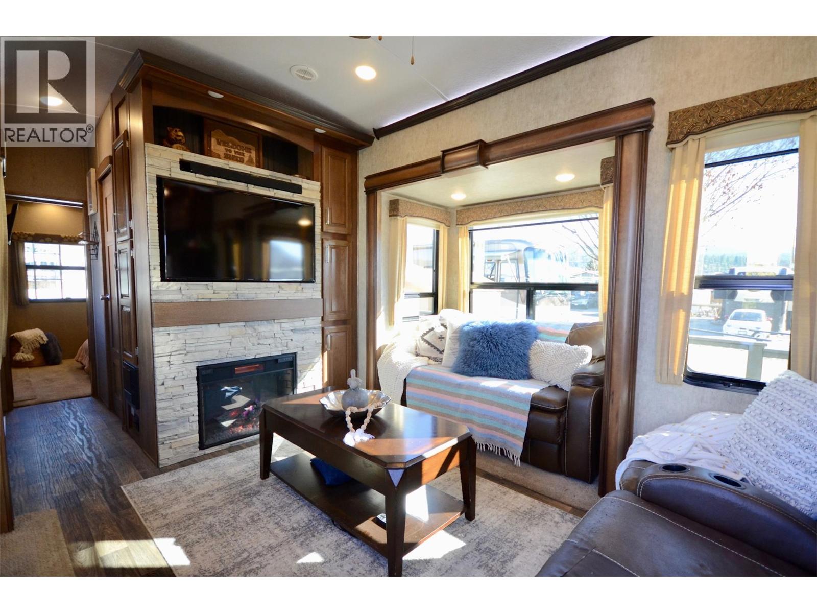 415 Commonwealth Road Unit# 573 Lot# 21-1-25