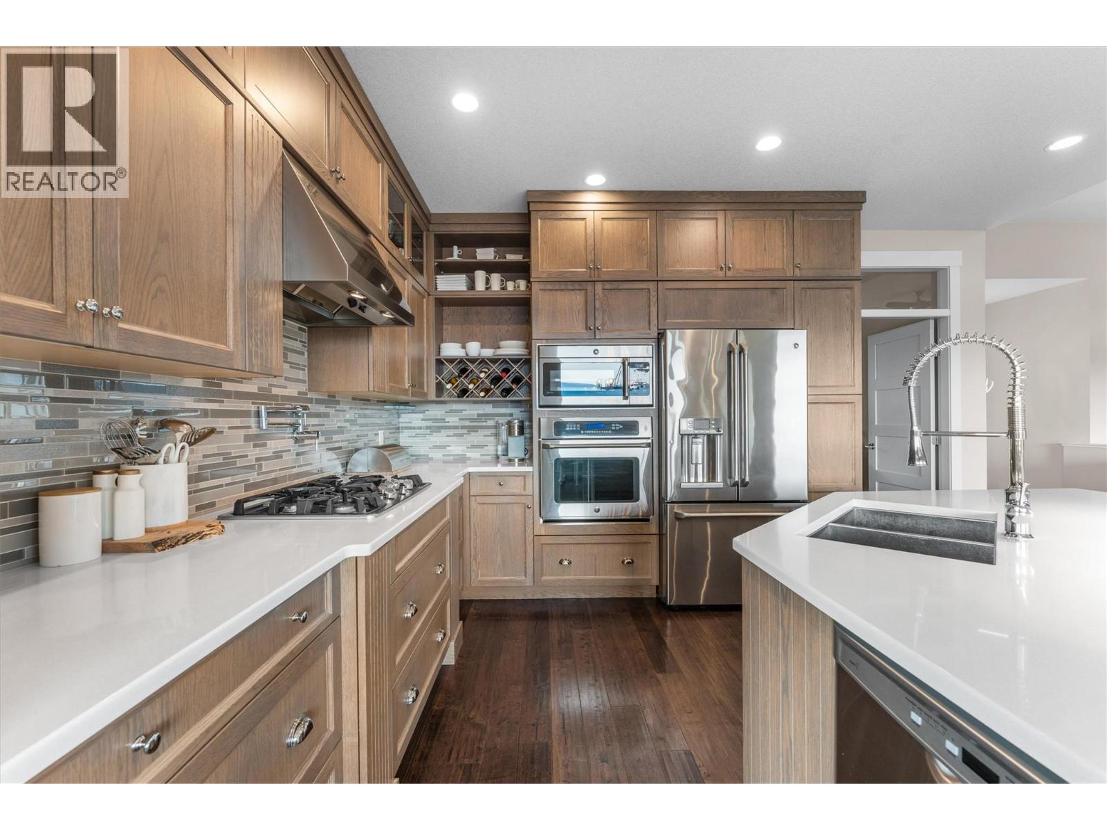 747 Traditions Crescent