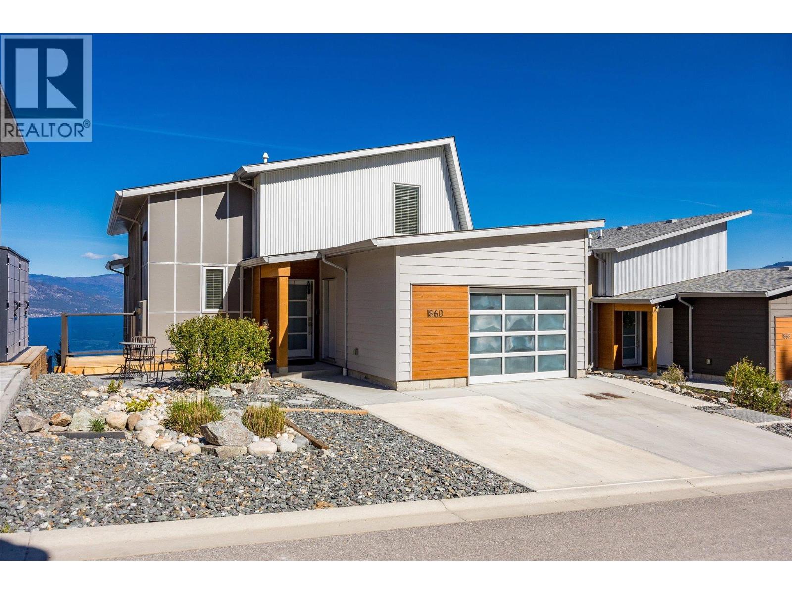 1860 Blue Bunch Court