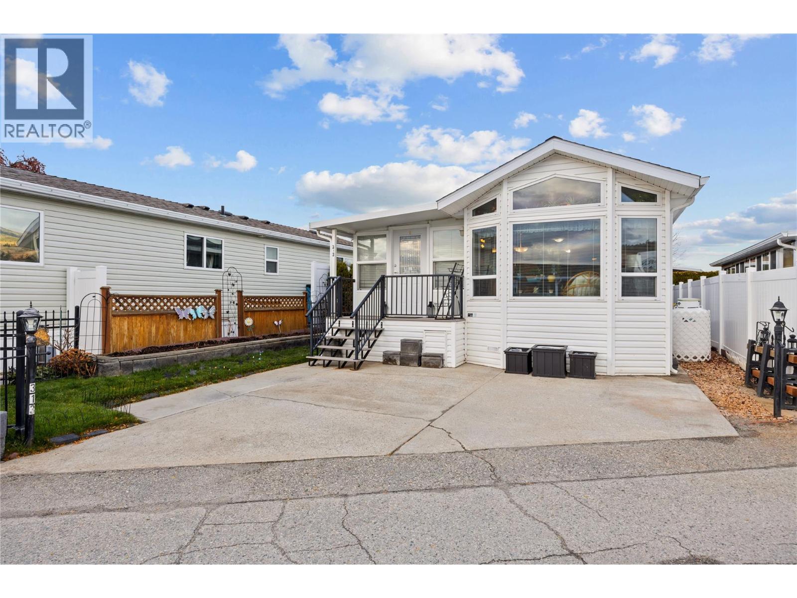 415 Commonwealth Road Unit# 313