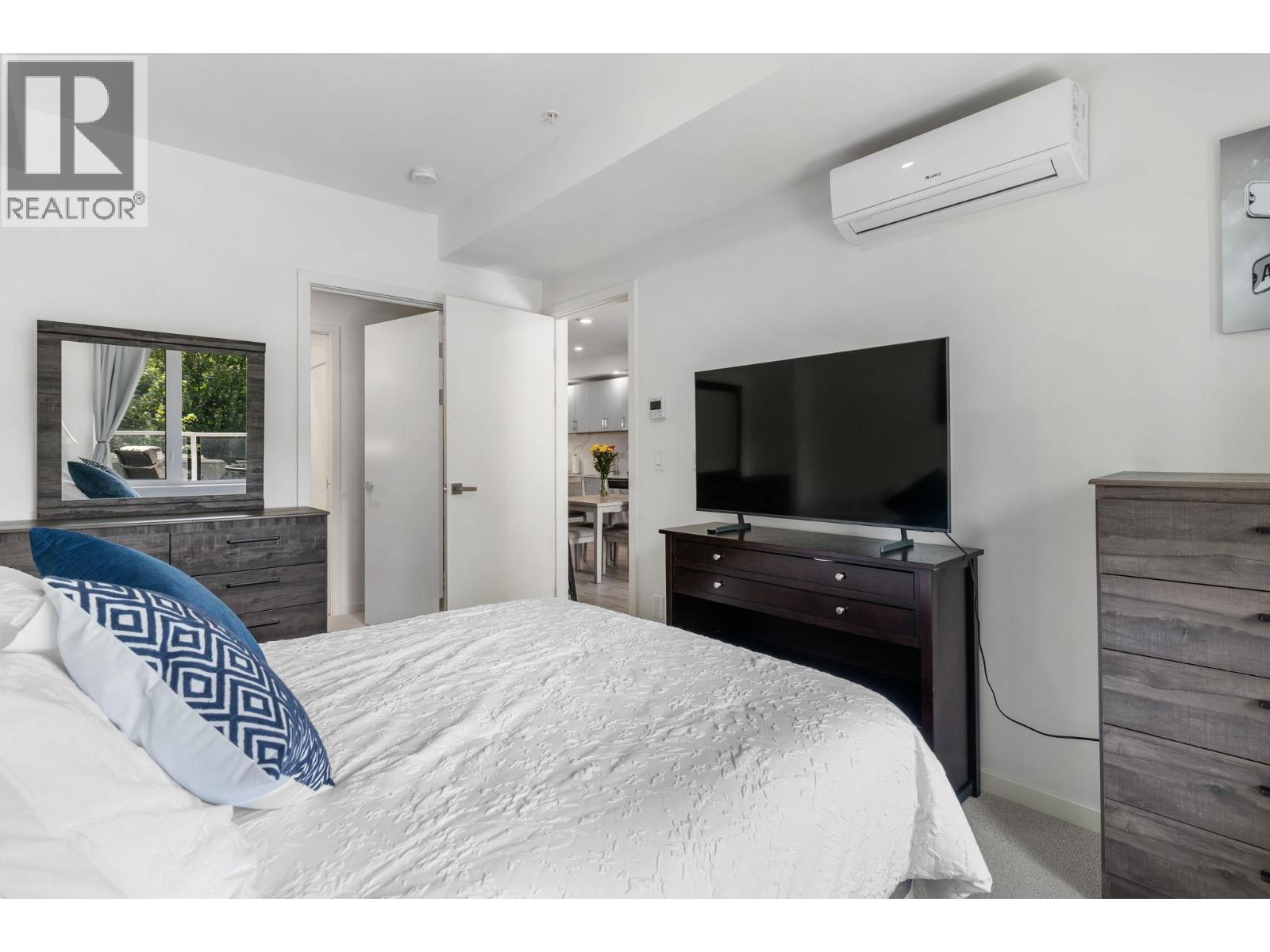 880 Saucier Avenue Unit# 207