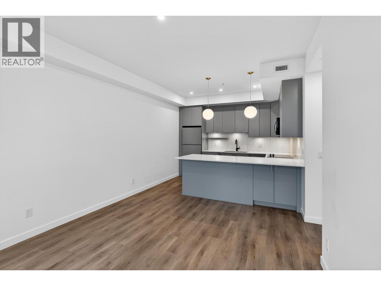 1274 Devonshire Avenue Unit# 440