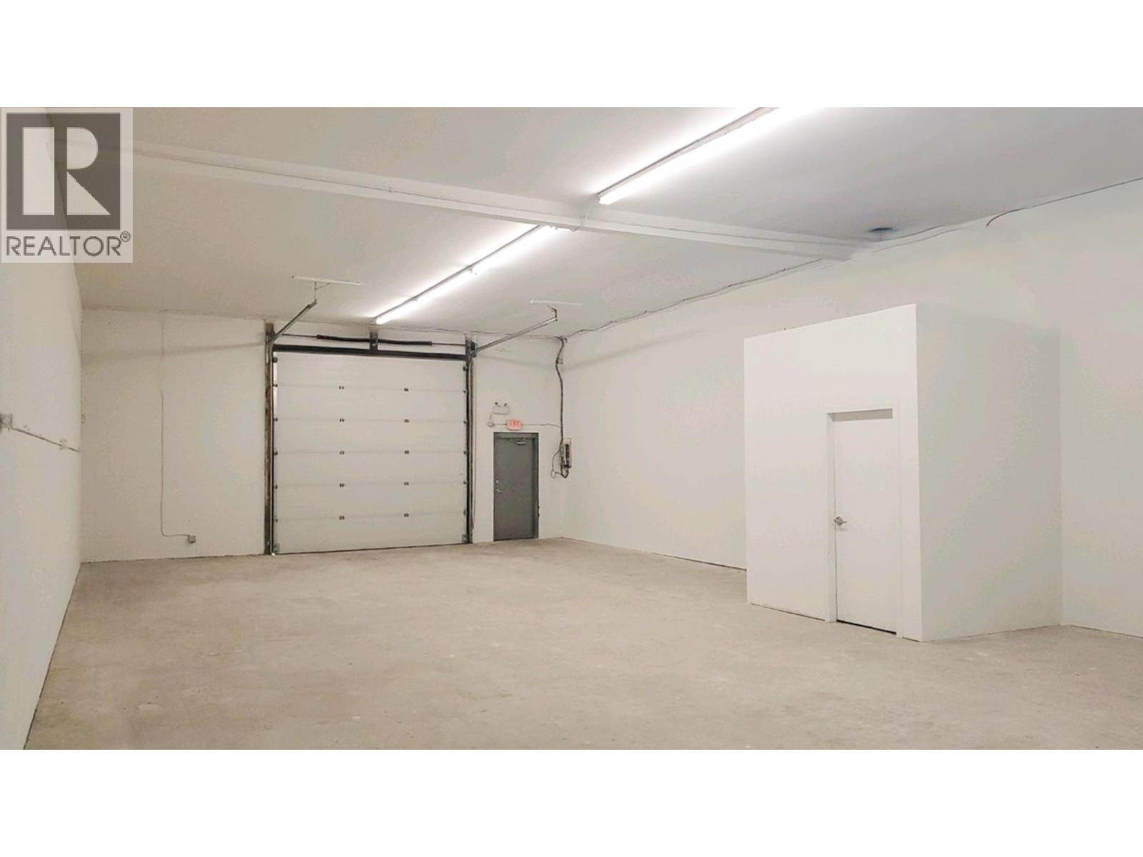 880 Leathead Road Unit# 4