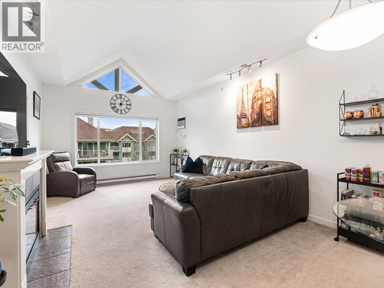 688 Lequime Road Unit# 404