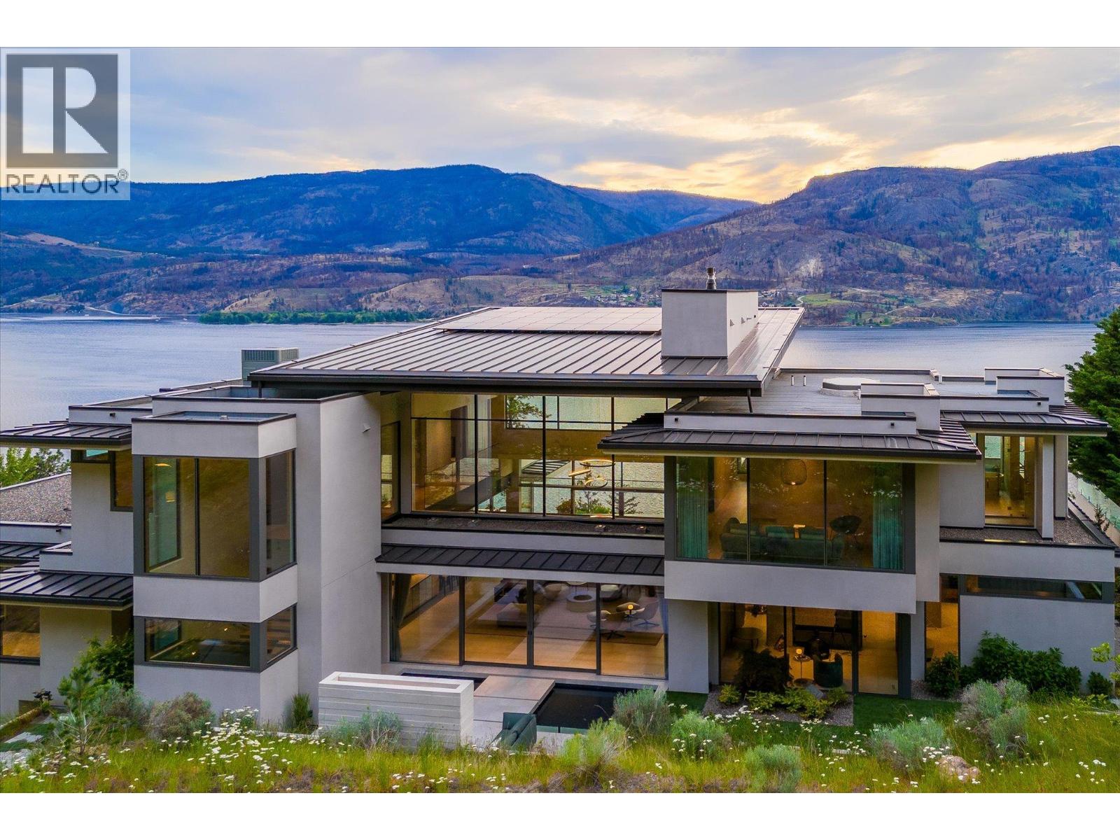 180 Sheerwater Court Unit# 20