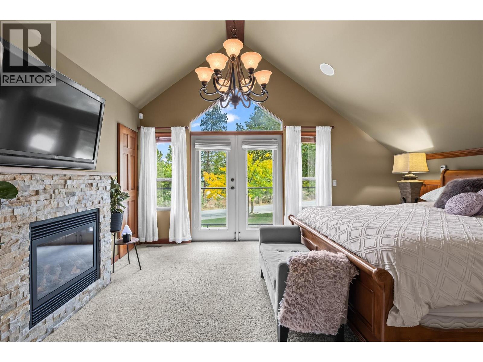 1682 Larkridge Court