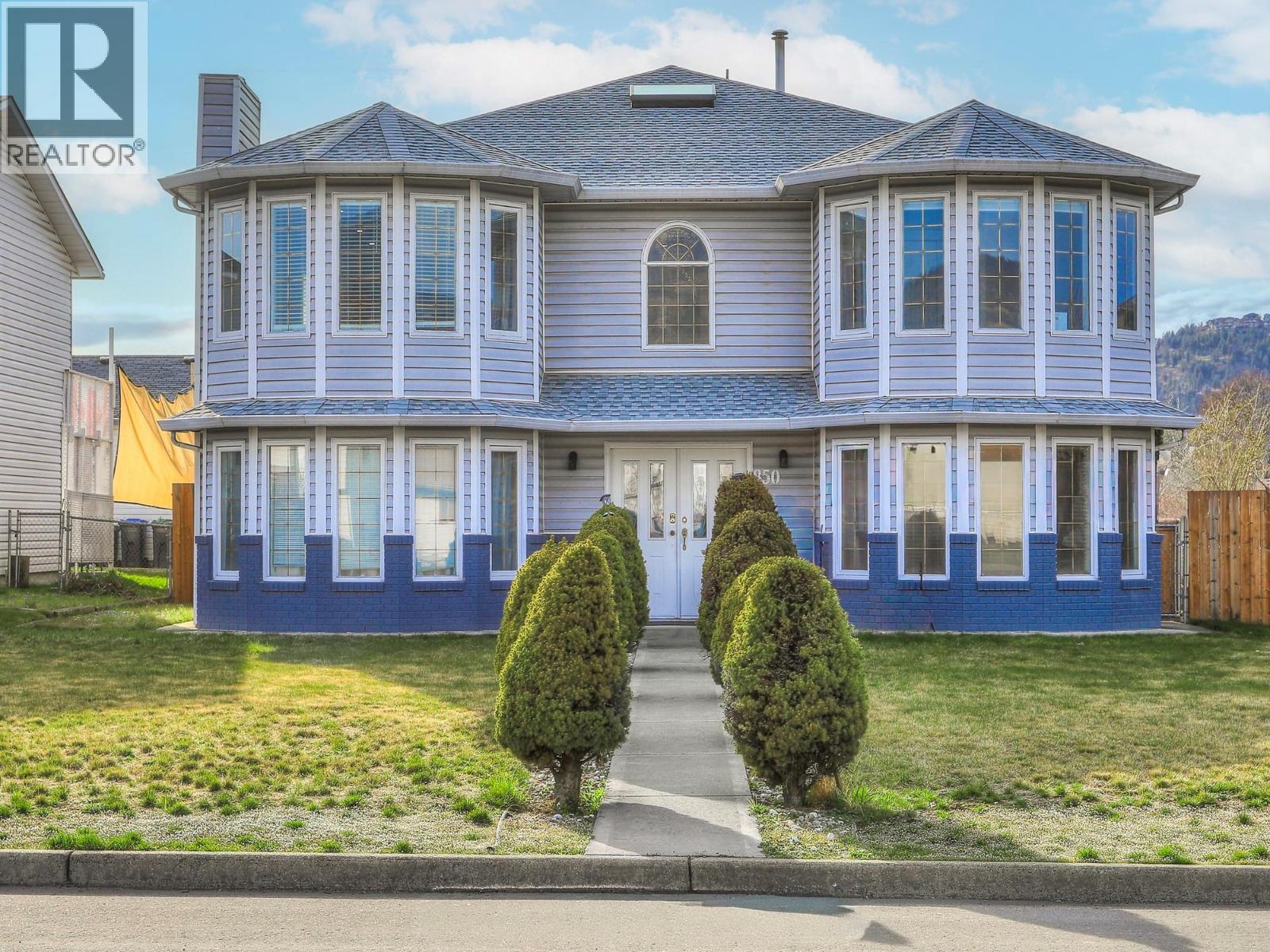 850 Hollywood Road N