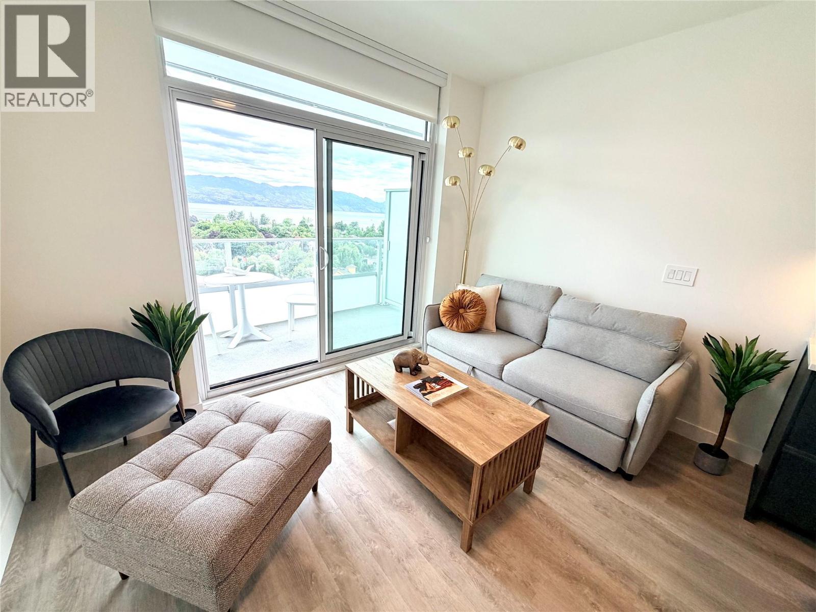 1626 Water Street Unit# 1206