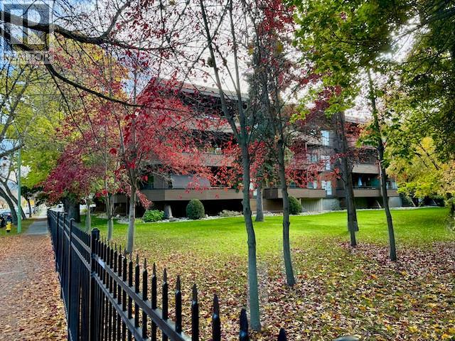 539 Sutherland Avenue Unit# 106