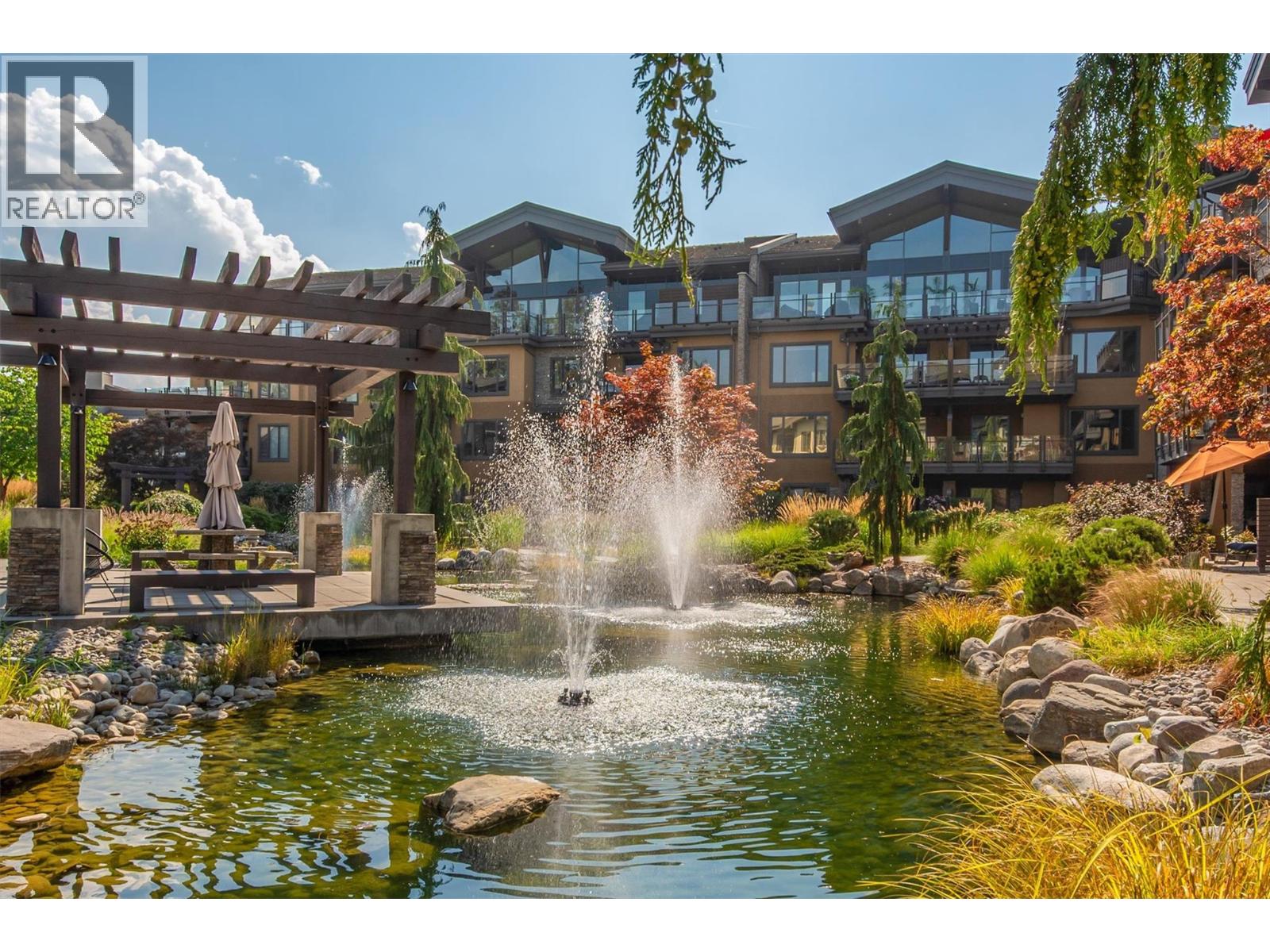 4380 Lakeshore Road Unit# 225