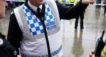 police officer wearing protec TAB4 incident commander tabard.