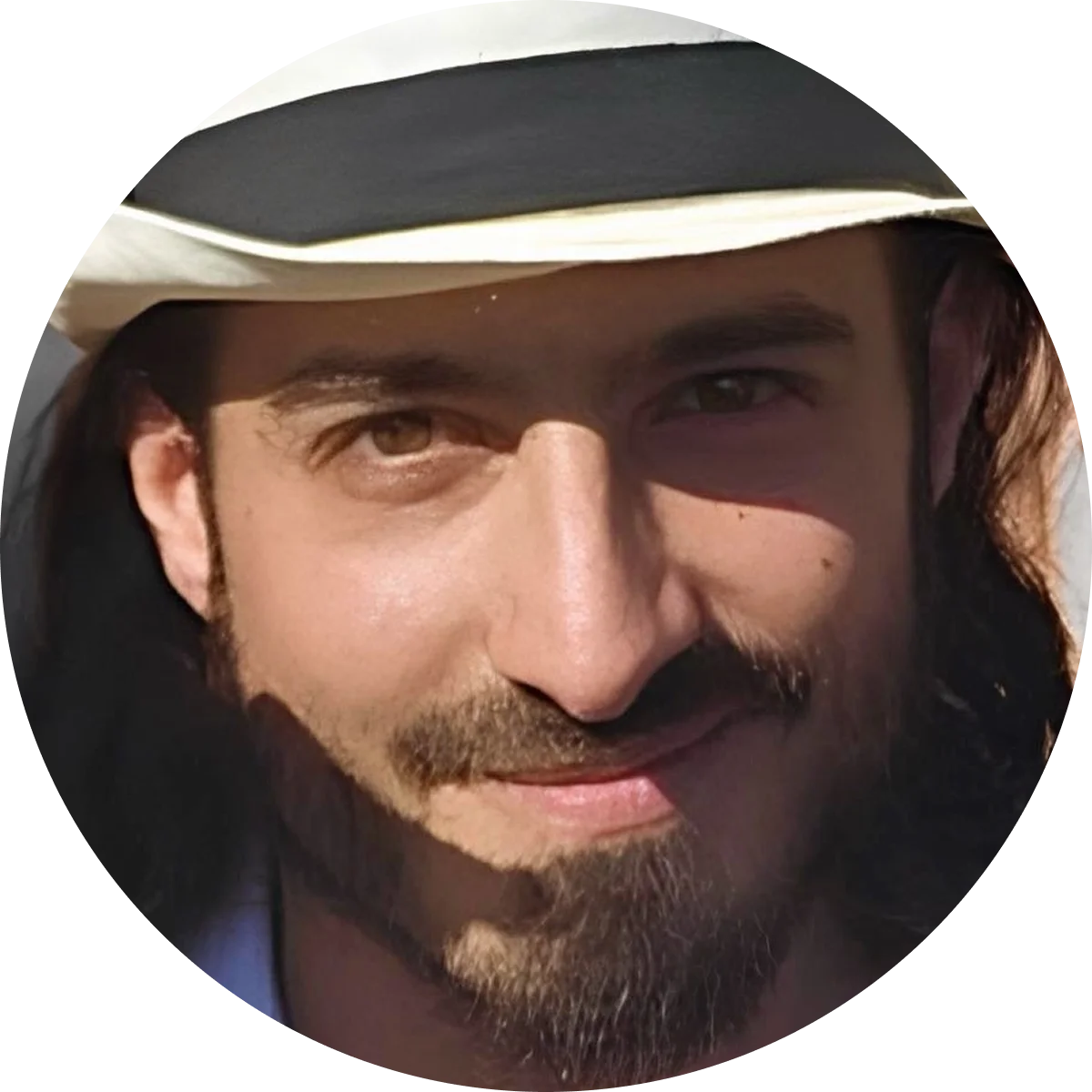 Photo de Nicolas Leitao, développeur Web et expert Webflow