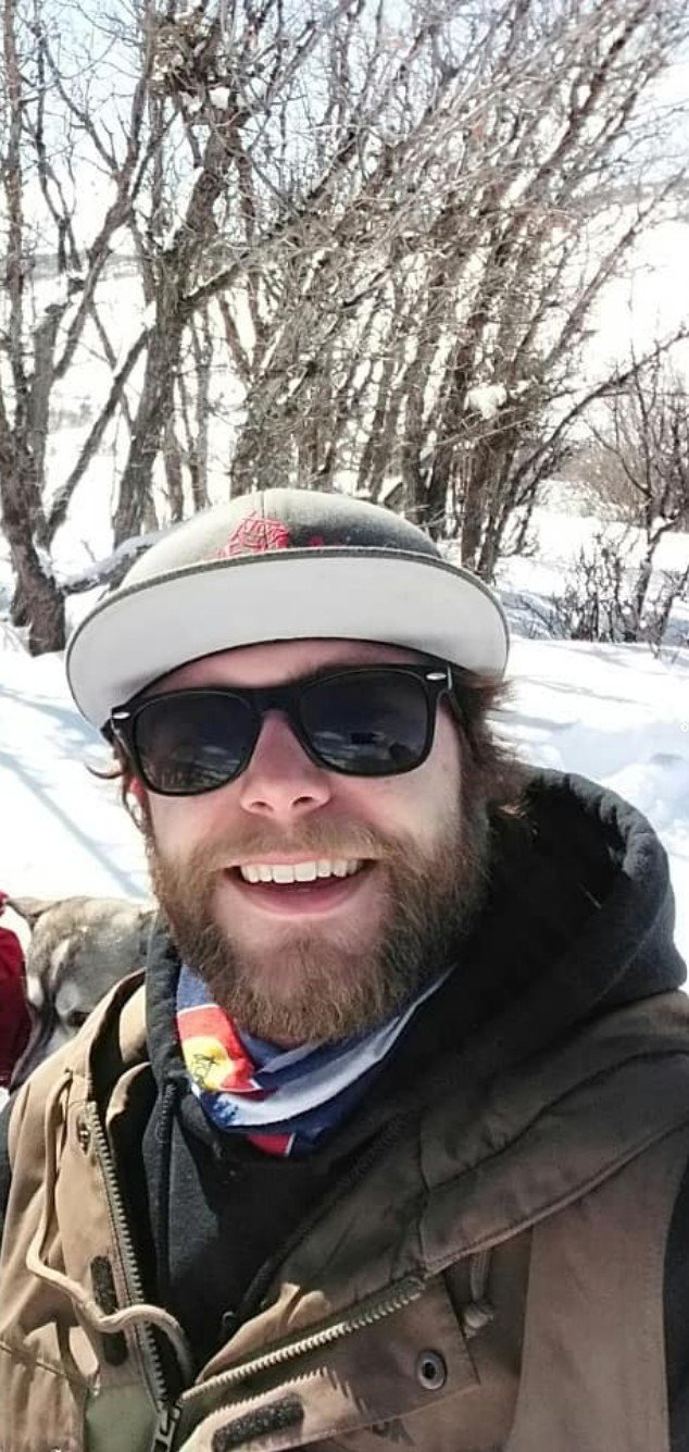 travis mccullough headshot image