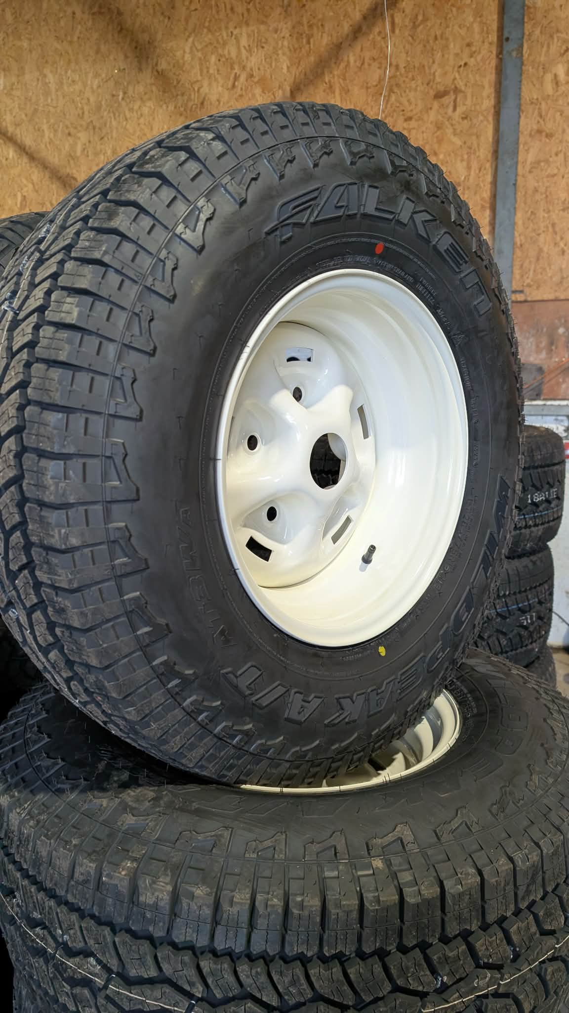 Hardline RSR - Falken Wildpeak A/T