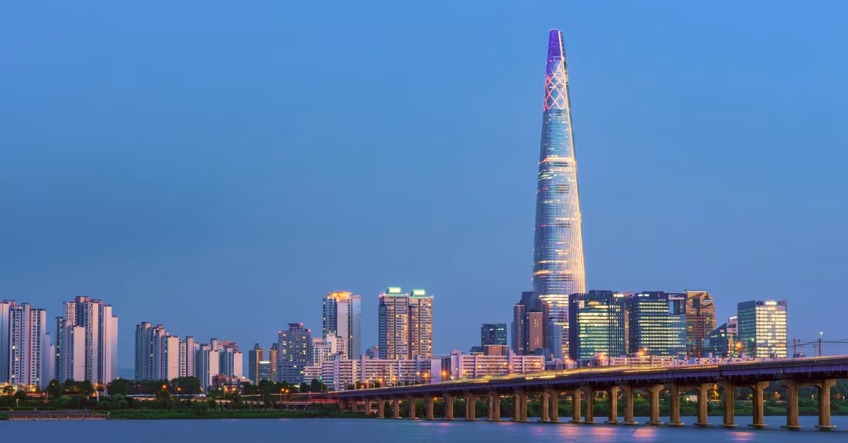 Seoul skyline in the early evening